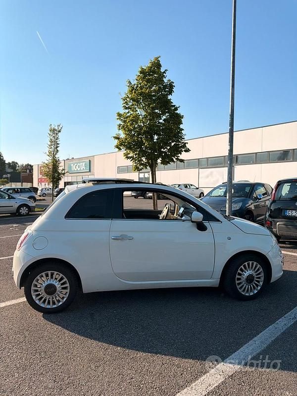 Usata Fiat 500 69 CV (50 kW) 2009 Bianco Cabrio
