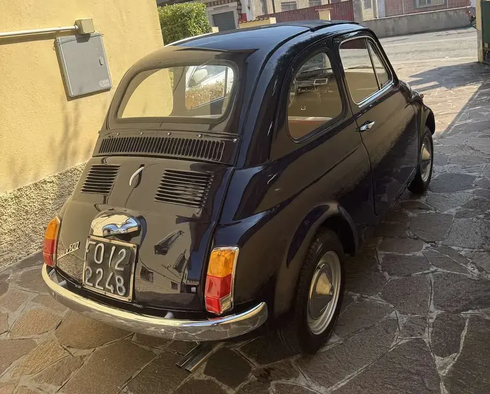 Usata Fiat 500 18 CV (13 kW) 1965 Blu/azzurro Utilitaria