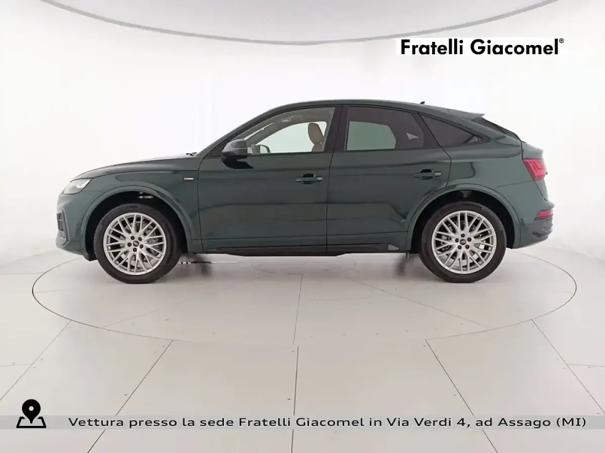 Usata Audi Q5 Sportback S-Line 204 CV (150 kW) 2025 Verniciature personalizzate au SUV