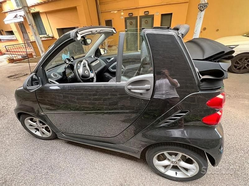 Usata Smart ForTwo Cabrio 54 CV (39 kW) 2012 Nero Cabrio