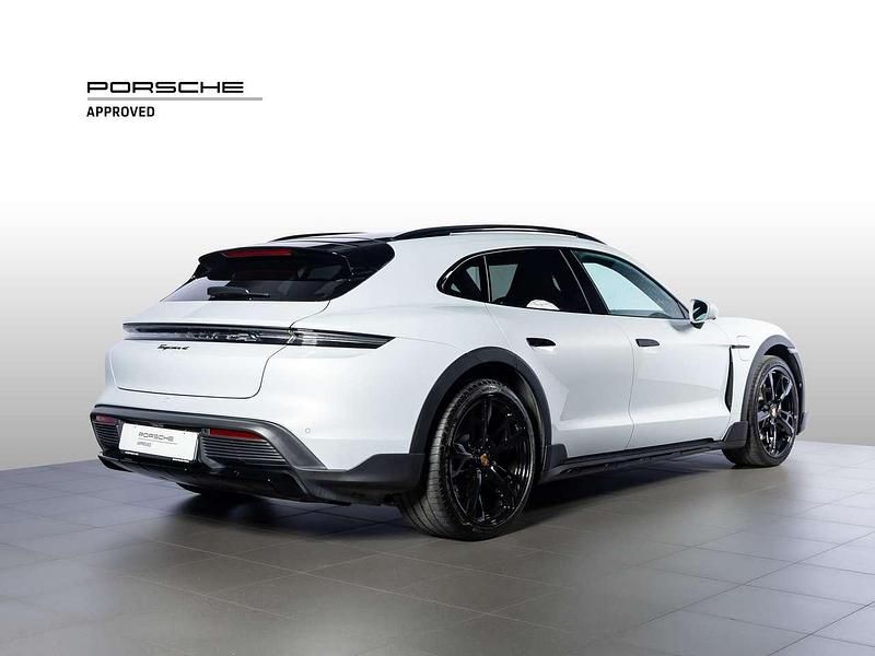 Usata Porsche Taycan Cross Turismo 139 kW (190 CV) 2023 Grigio ghiaccio metallizzato Station wagon