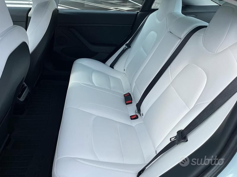 Usata Tesla Model 3 Performance 235 kW (320 CV) 2021 Bianco Berlina