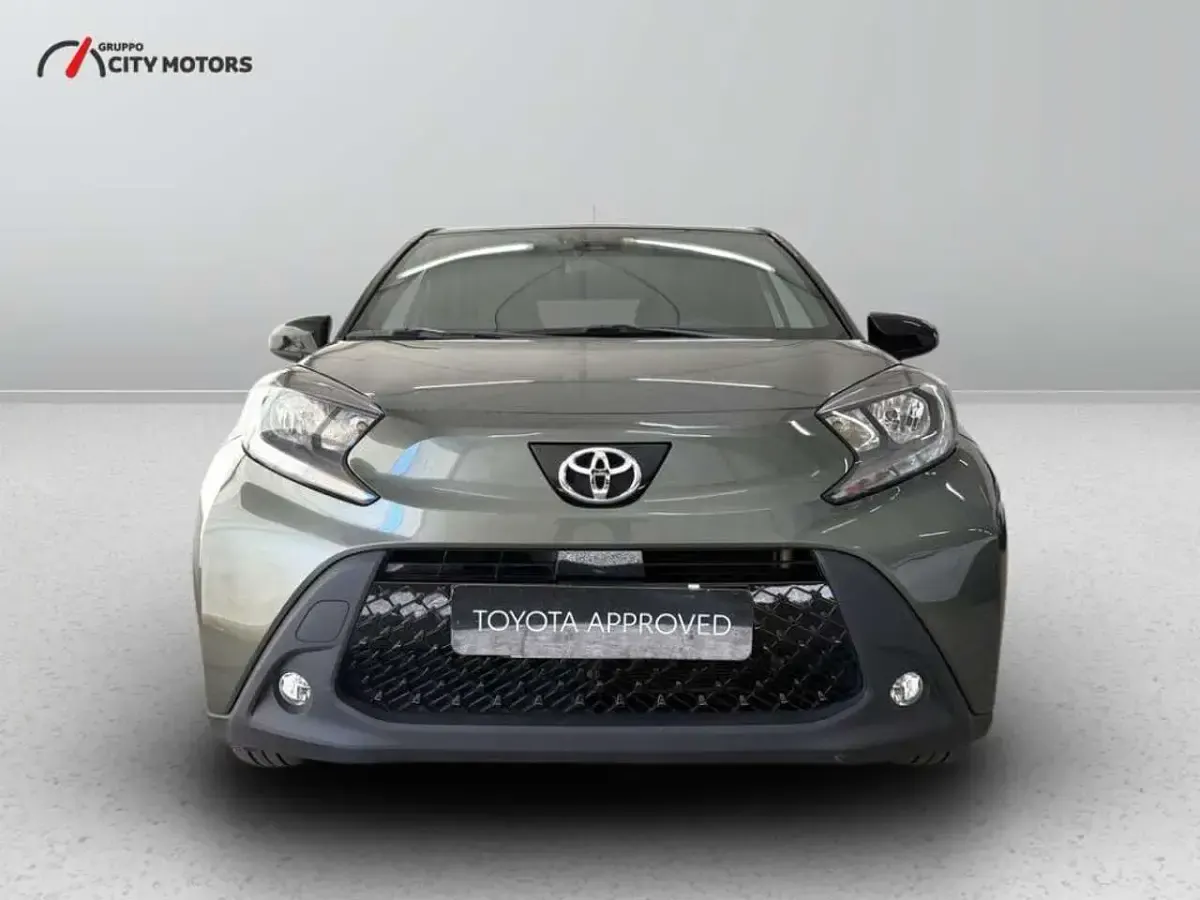 Usata Toyota Aygo X Trend 72 CV (52 kW) 2023 Nero SUV