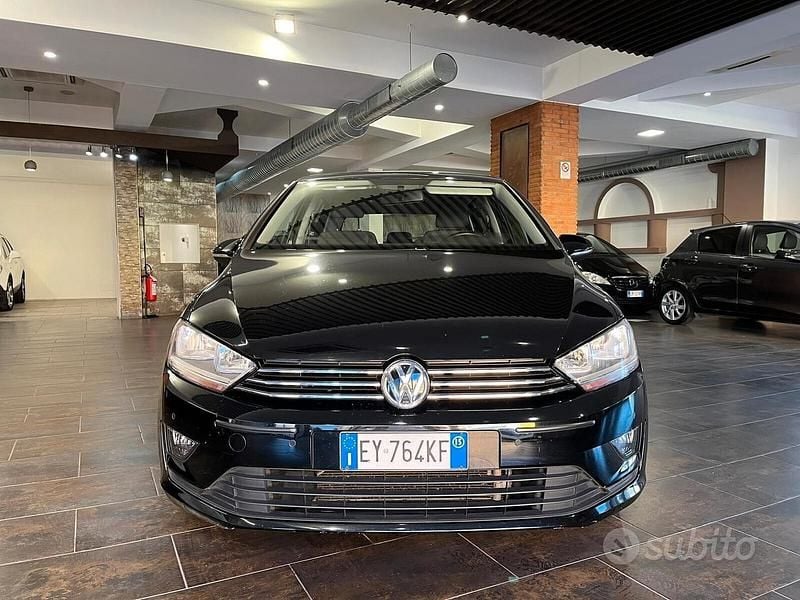 Usata VW Golf Sportsvan Highline 110 CV (80 kW) 2015 Nero Monovolume