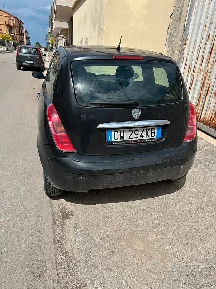 Usata Lancia Ypsilon 69 CV (50 kW) 2006 Utilitaria