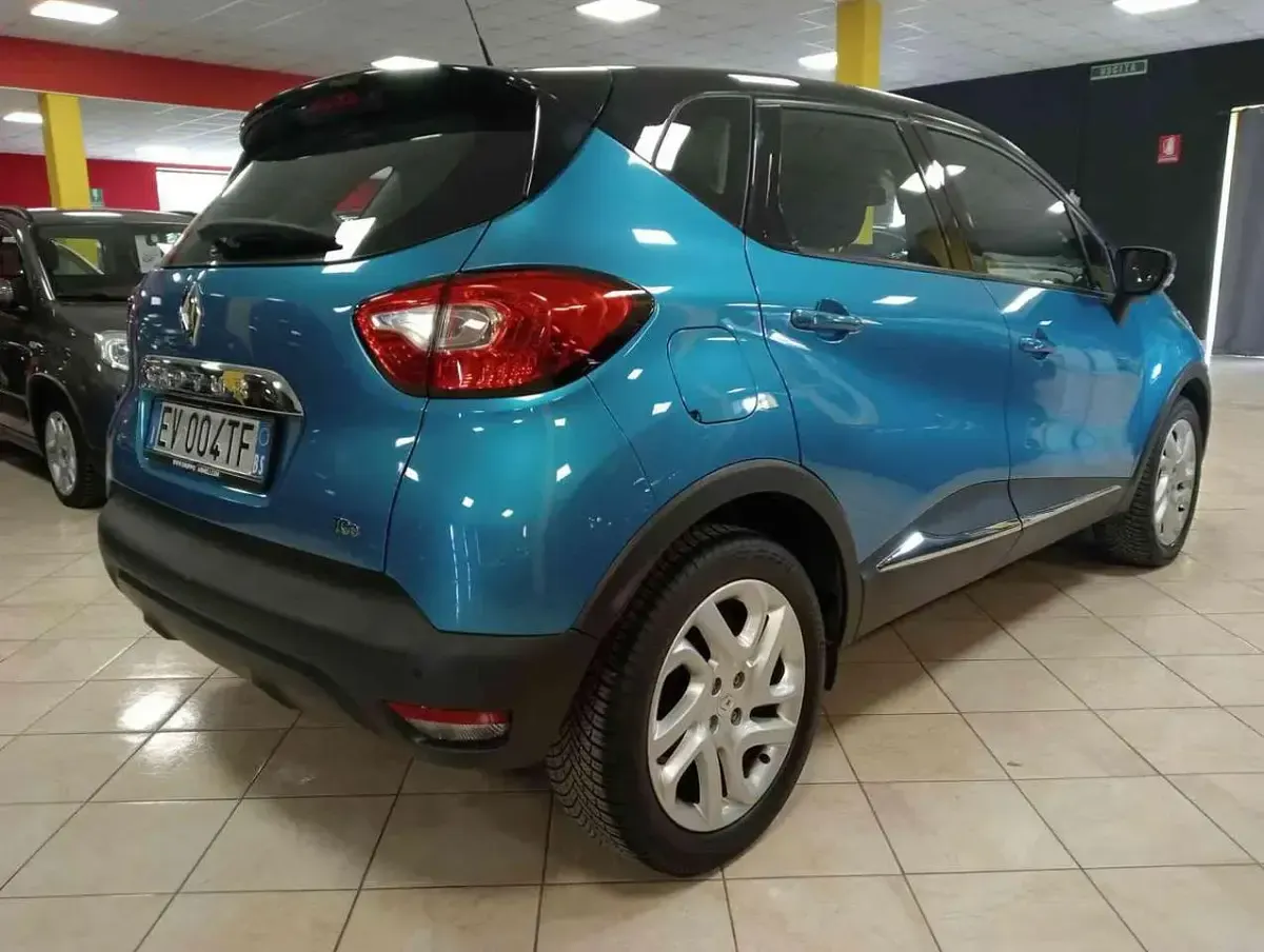 Usata Renault Captur 120 CV (88 kW) 2014 Blu SUV