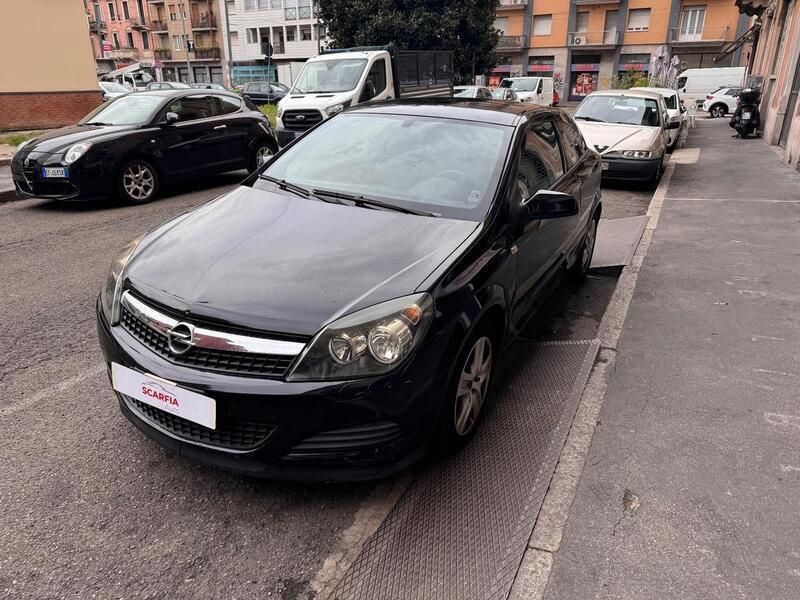 Usata Opel Astra GTC 115 CV (84 kW) 2008 Nero Berlina