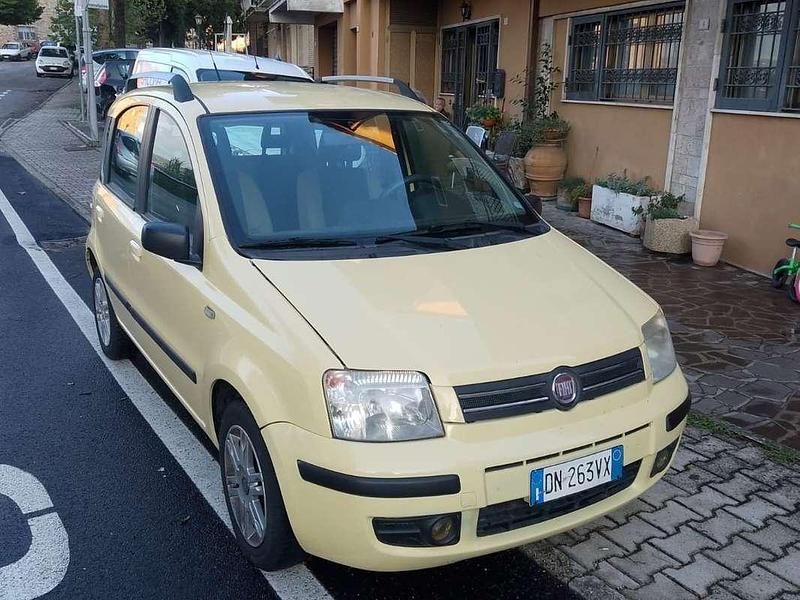Usata Fiat Panda Emotion 69 CV (50 kW) 2008 Utilitaria