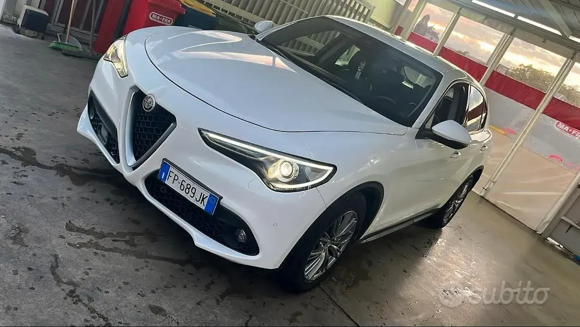 Usata Alfa Romeo Stelvio 179 CV (131 kW) 2018 Bianco SUV