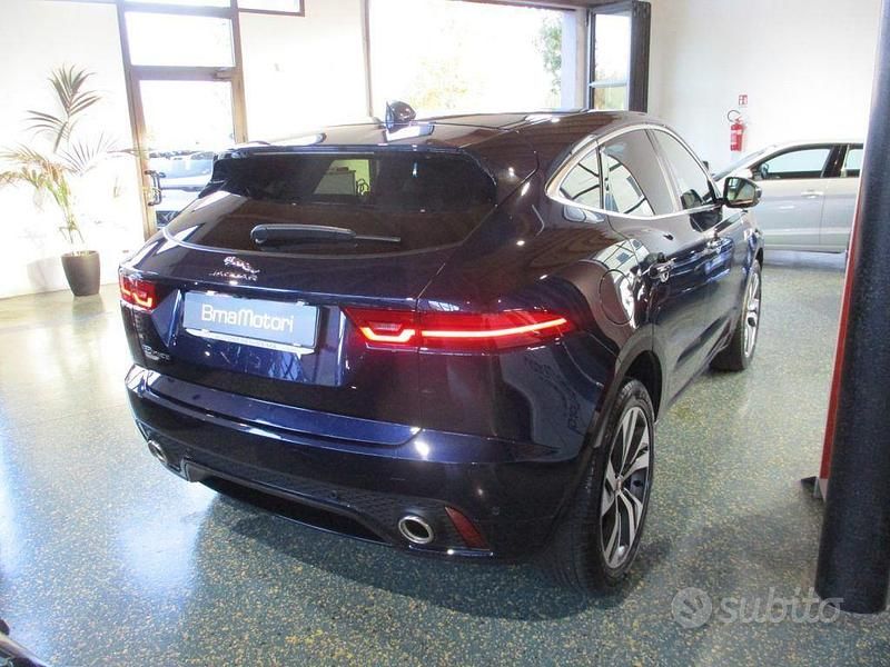Usata Jaguar E-Pace R-Dynamic 200 CV (147 kW) 2022 Blu SUV