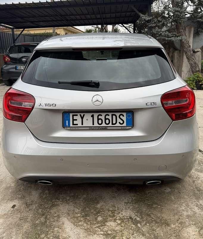 Usata Mercedes A180 Edition 109 CV (80 kW) 2013 Argento Berlina