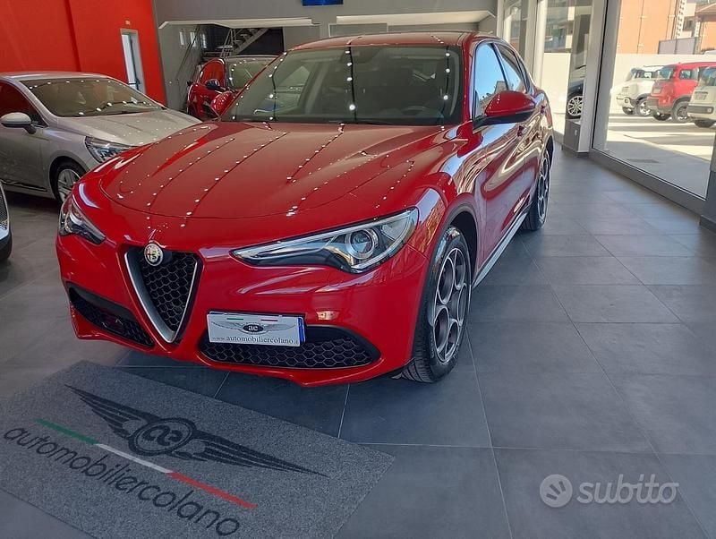 Usata Alfa Romeo Stelvio Tech Edition 160 CV (117 kW) 2019 Rosso SUV