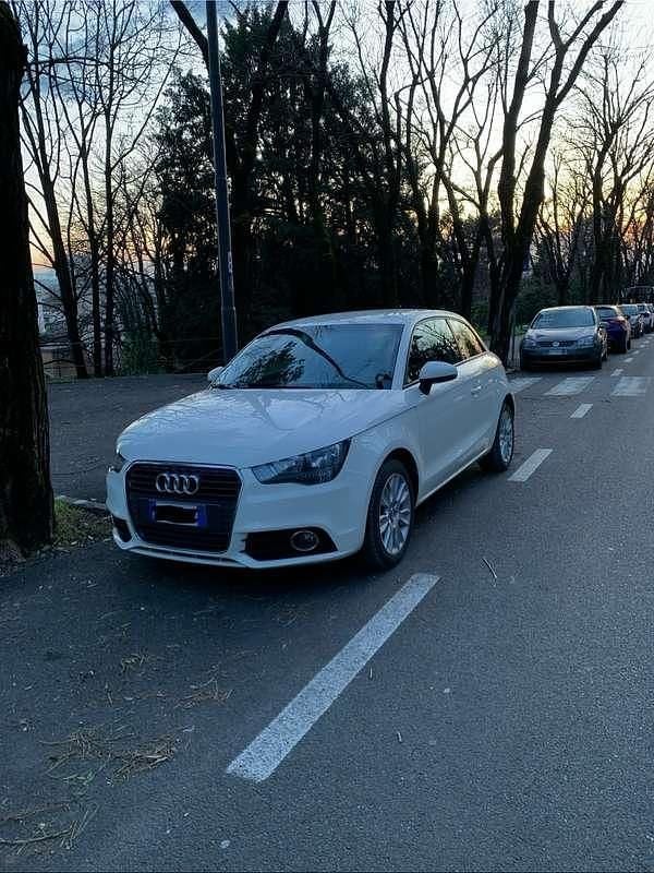 Usata Audi A1 Ambition 90 CV (66 kW) 2013 Bianco Utilitaria