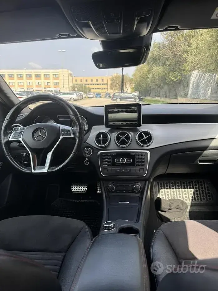 Occasion Mercedes GLA200 Premium 136 ch (100 kW) 2014 Blanc SUV