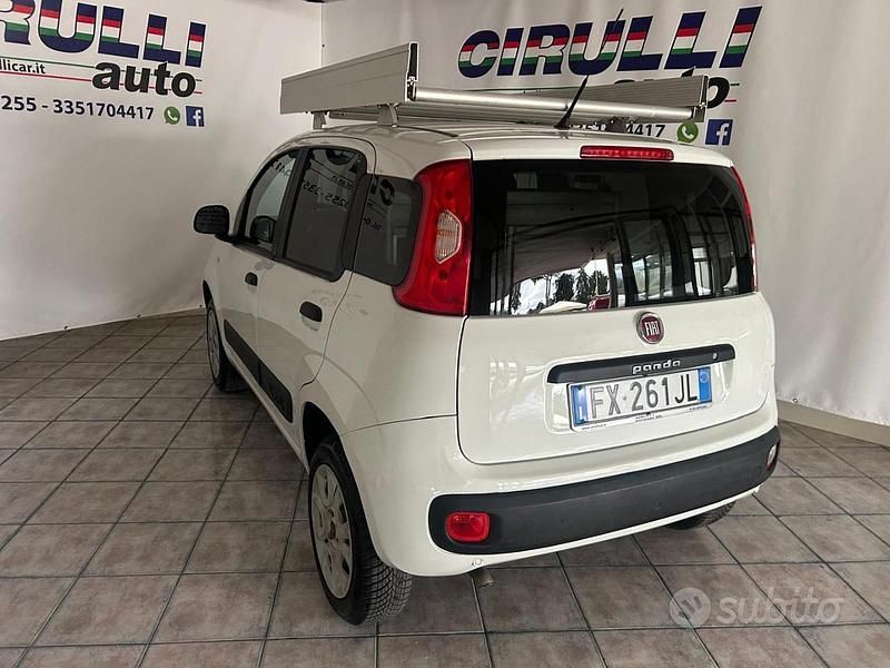 Usata Fiat Panda 4x4 Pop 86 CV (63 kW) 2019 Bianco pastello Utilitaria