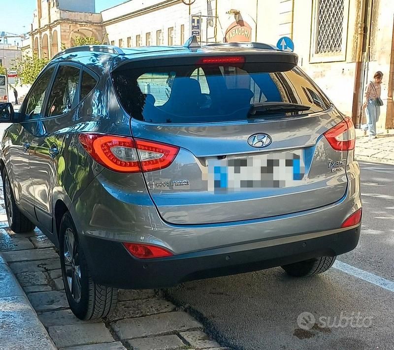 Usata Hyundai ix35 Xpossible 116 CV (85 kW) 2014 Grigio SUV