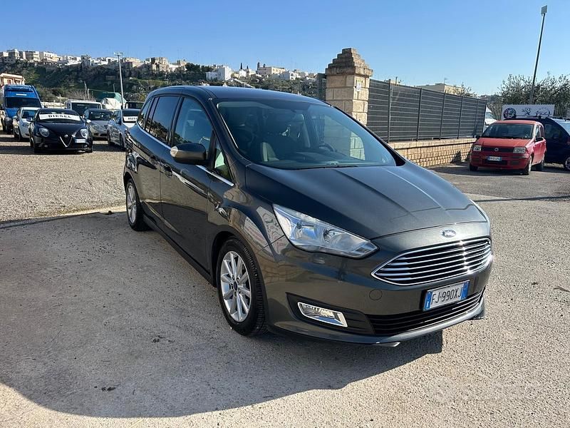 Usata Ford C-MAX Business Edition 120 CV (88 kW) 2017 Grigio Monovolume