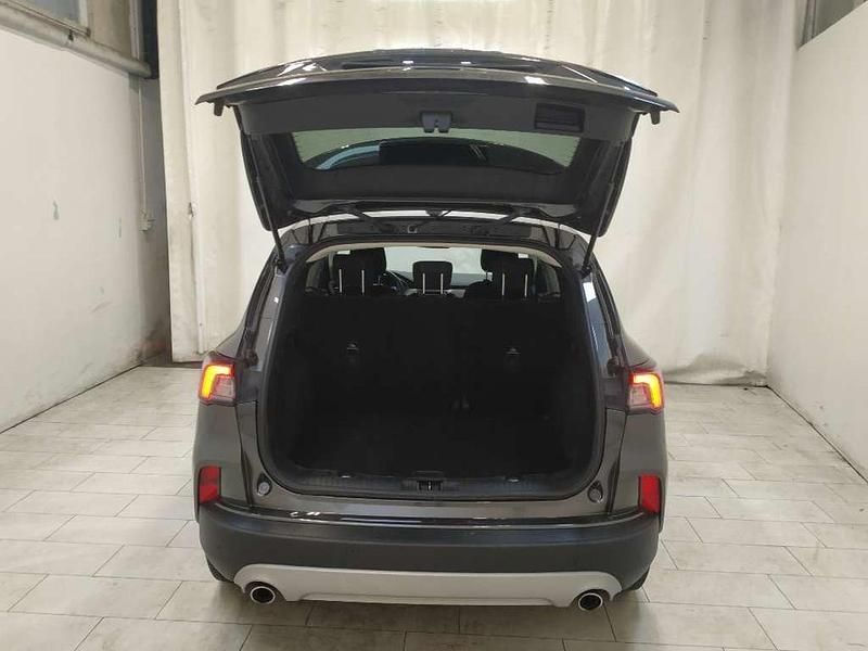 Usata Ford Kuga Titanium 120 CV (88 kW) 2021 Blu SUV