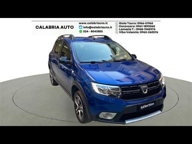 Usata Dacia Sandero Stepway 101 CV (74 kW) 2020 Blu Utilitaria