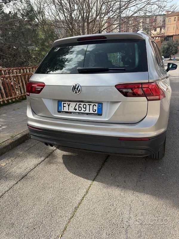 Usata VW Tiguan 116 CV (85 kW) 2019 Grigio SUV