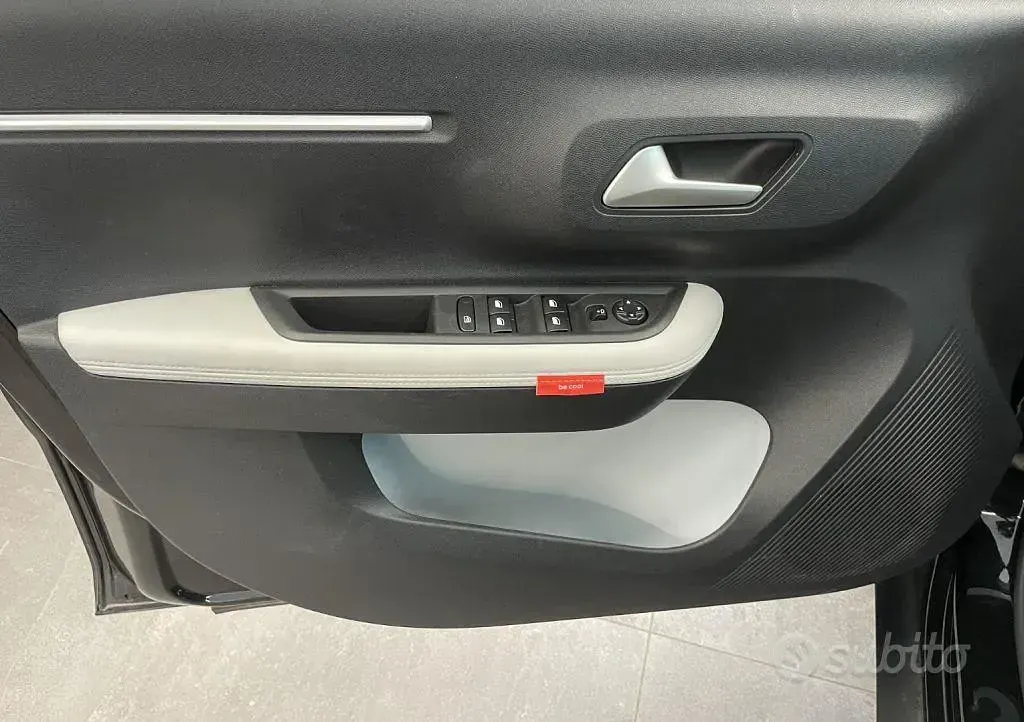 Occasion Citroën C3 PureTech 101 ch (74 kW) 2025 Noir SUV