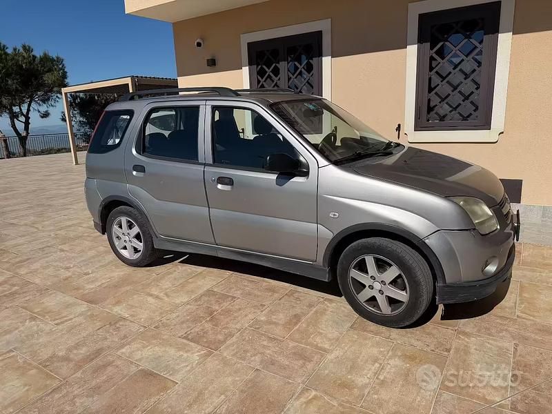 Usata Suzuki Ignis 2005 Grigio Utilitaria