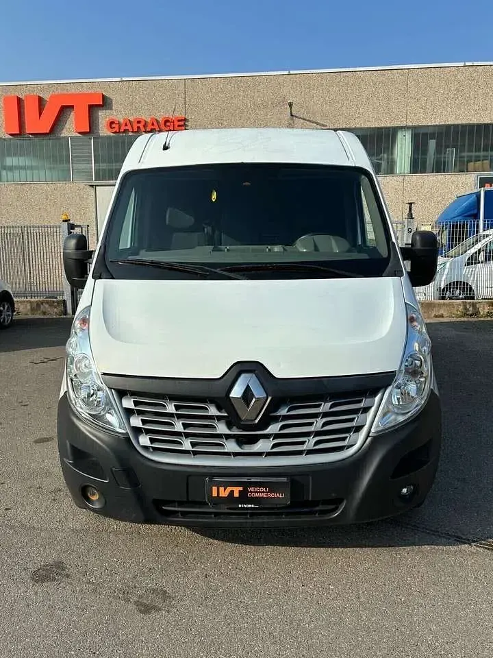 Begagnad Renault Master 145 HK (106 kW) 2017 Vit Van