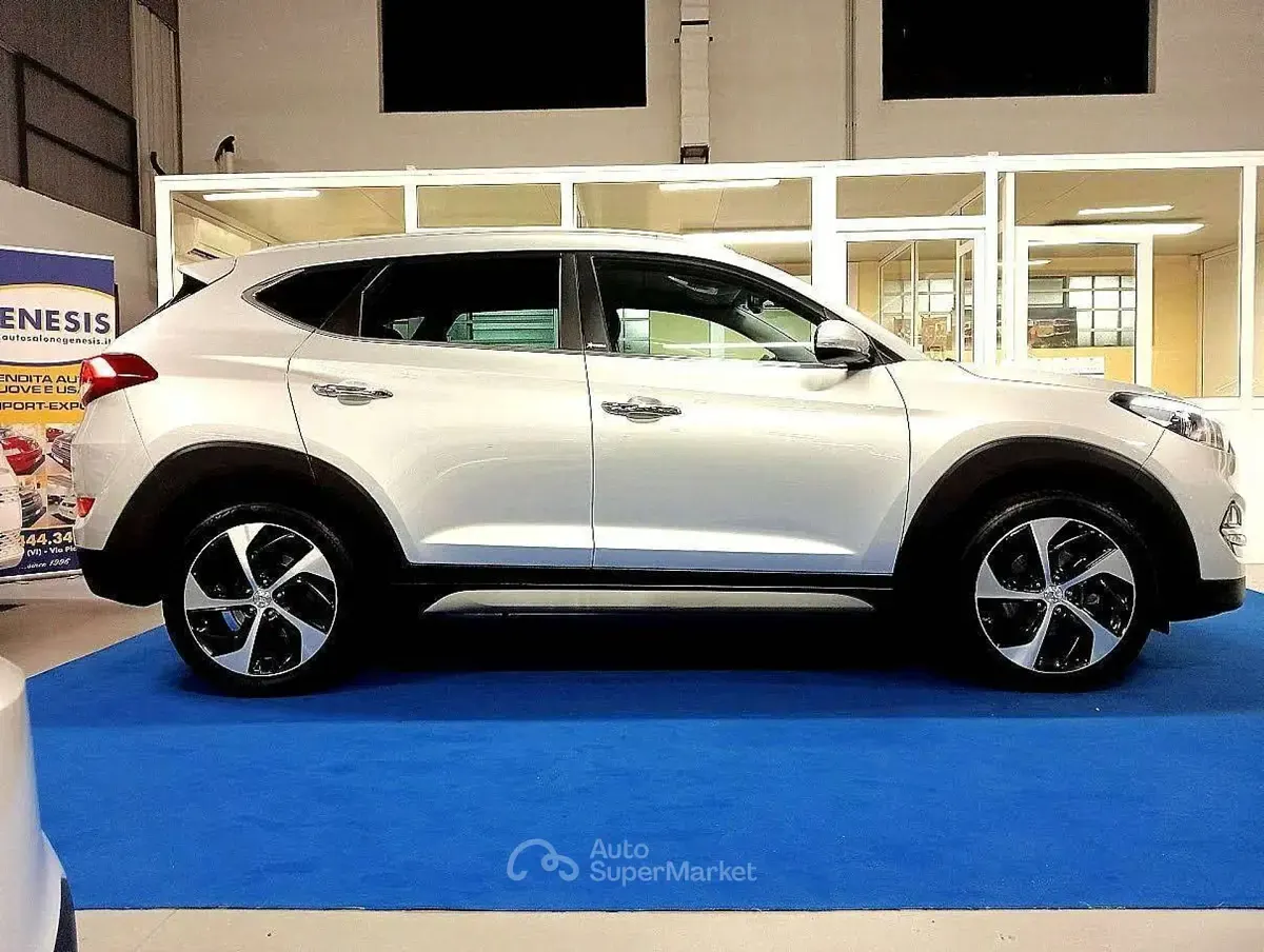 Usata Hyundai Tucson Xpossible 116 CV (85 kW) 2017 Argento SUV