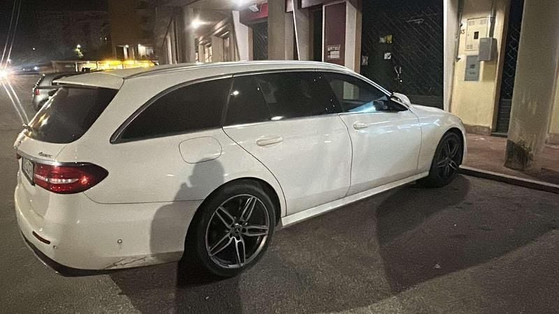 Usata Mercedes E350 Premium 258 CV (189 kW) 2017 Bianco Station wagon