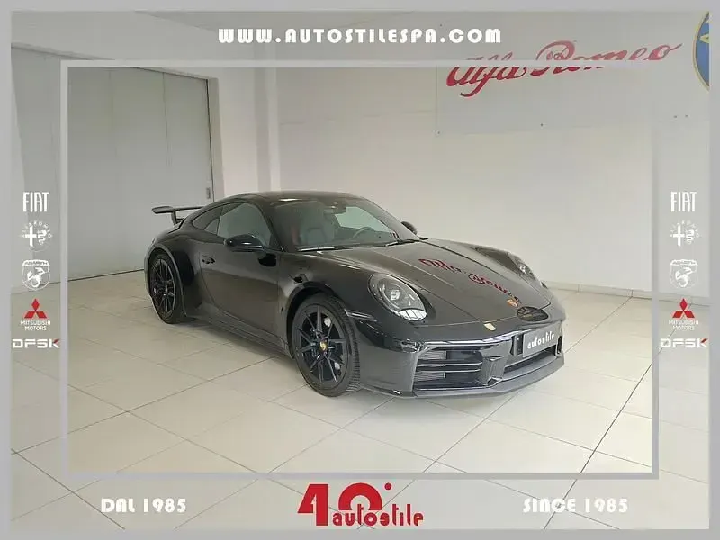 Usata Porsche 911 Carrera Chrono 394 CV (289 kW) 2025 Coupé