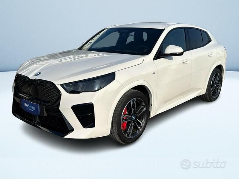 Bianco Usata 2025 BMW iX2 M Sport SUV | 43.900 € (Cara) - Immagine 1/3