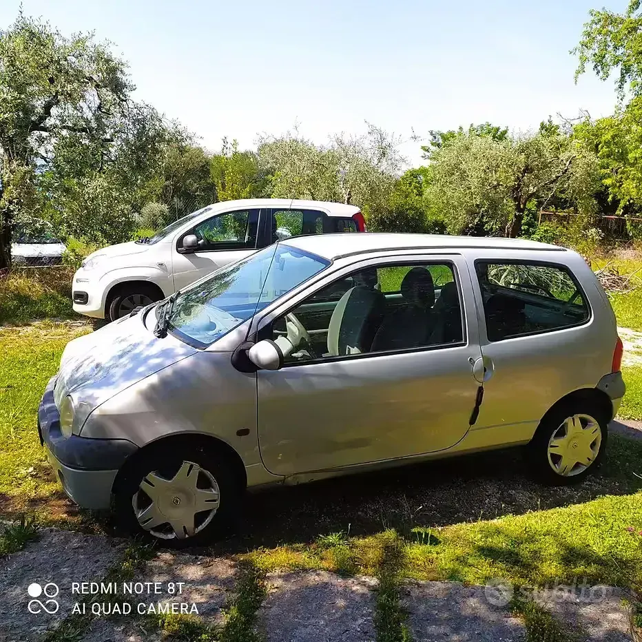 Usata Renault Twingo 58 CV (42 kW) 2002 Grigio Utilitaria