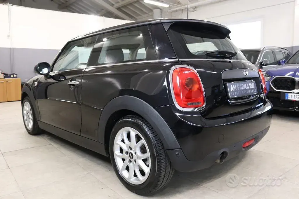 Usata Mini One D 95 CV (69 kW) 2017 Nero Utilitaria