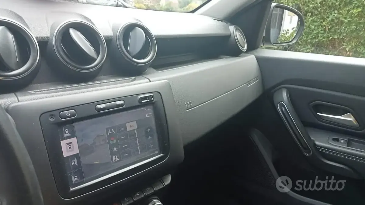 Usata Dacia Duster Prestige 116 CV (85 kW) 2019 Bluazzurro SUV