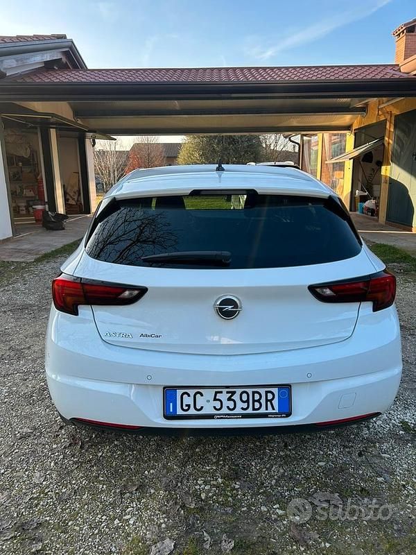 Usata Opel Astra 122 CV (89 kW) 2020 Bianco Berlina