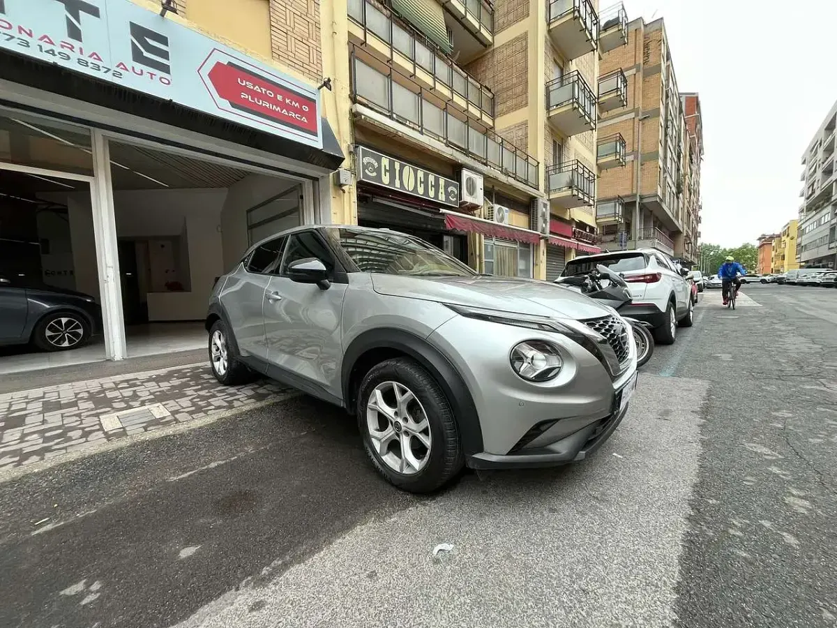Usata Nissan Juke 117 CV (86 kW) 2020 Grigio SUV
