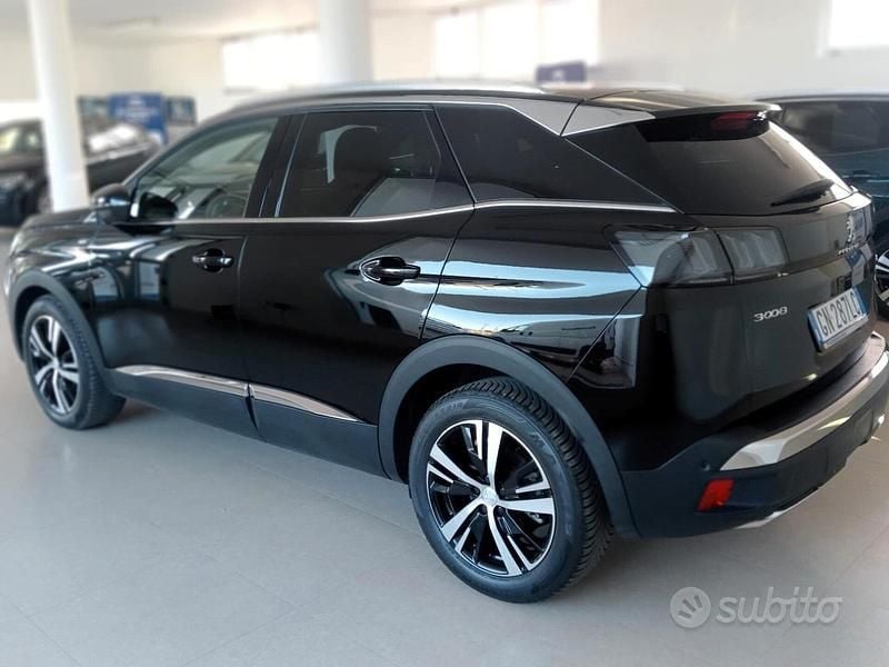 Usata Peugeot 3008 GT 131 CV (96 kW) 2023 Nero SUV