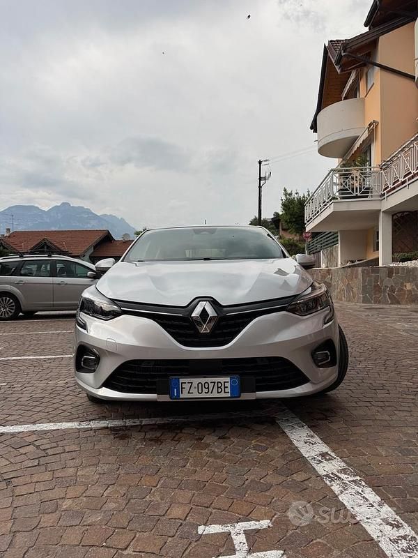 Usata Renault Clio V Intens 131 CV (96 kW) 2020 Utilitaria
