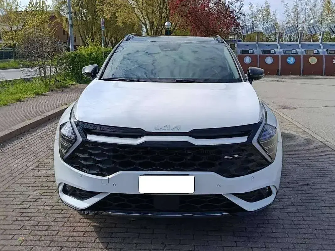 Usata Kia Sportage GT-Line 136 CV (100 kW) 2024 Bianco SUV