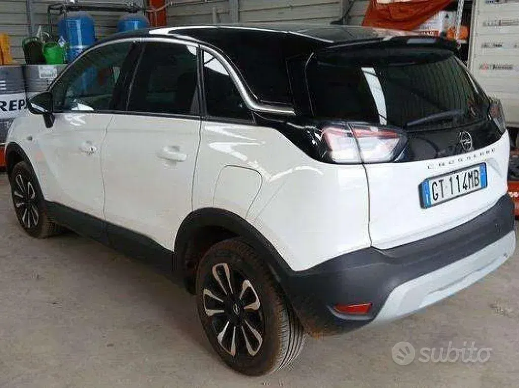 Usata Opel Crossland Elegance 131 CV (96 kW) 2024 Bianco SUV
