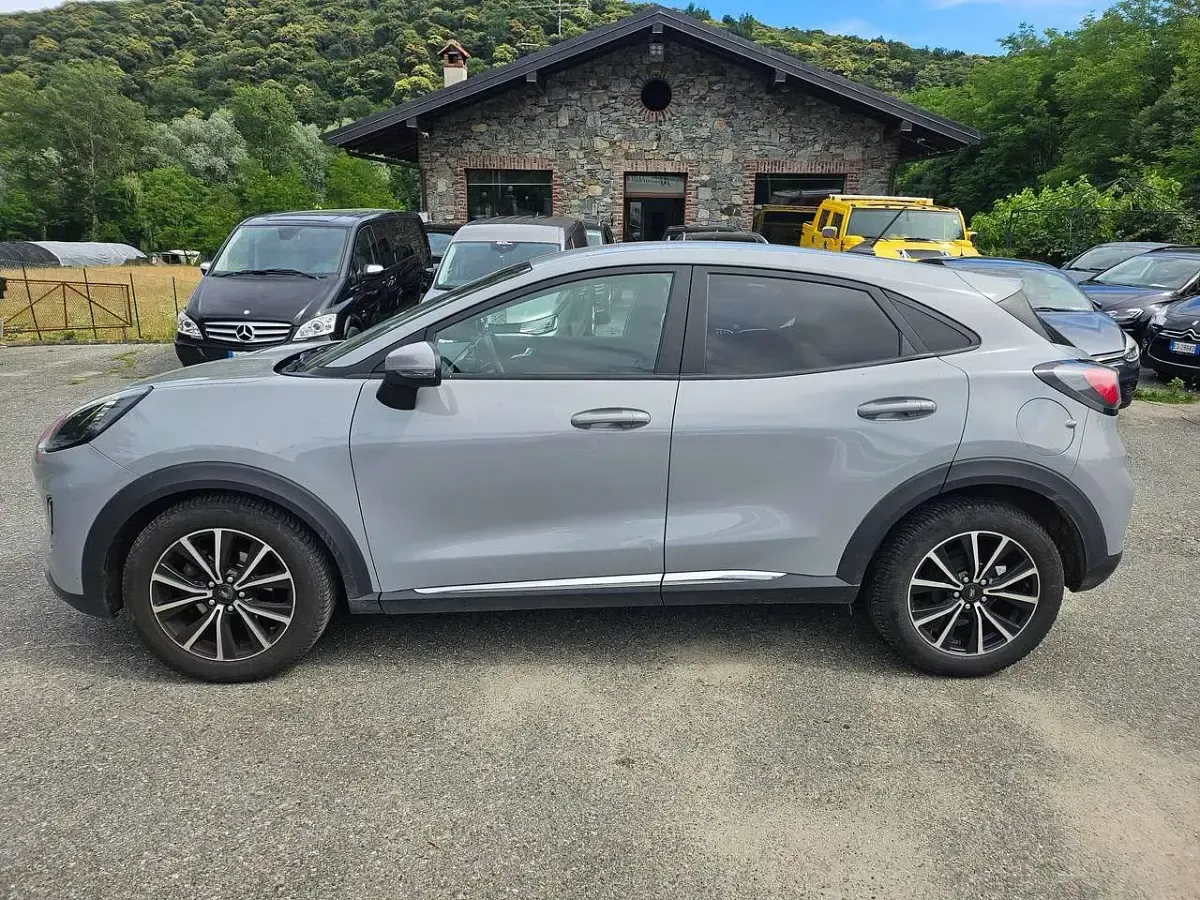 Usata Ford Puma Titanium X 125 CV (91 kW) 2021 Grigio SUV