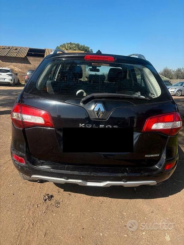 Usata Renault Koleos Dynamique 150 CV (110 kW) 2009 Nero SUV
