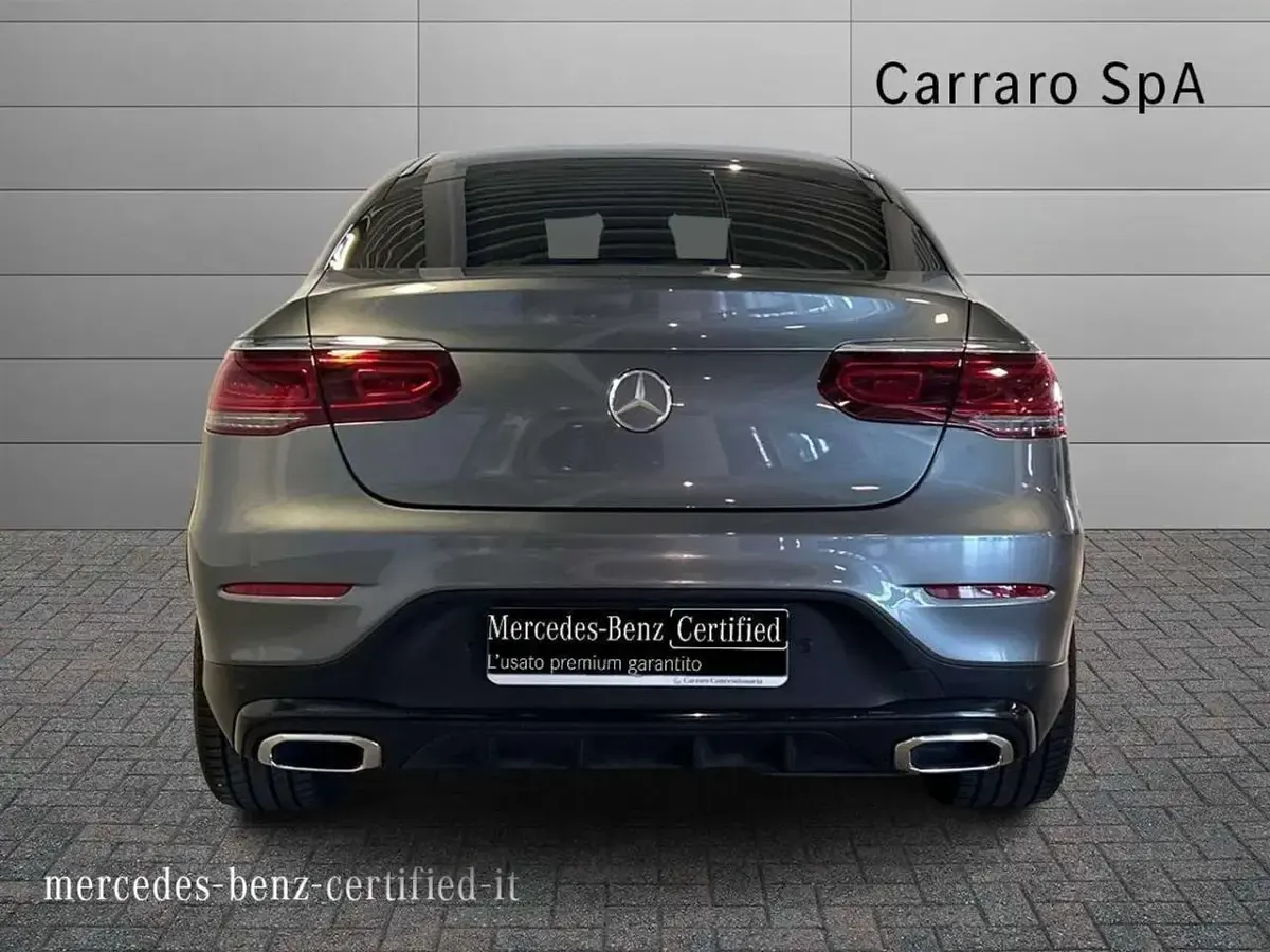 Usata Mercedes GLC220 Premium 194 CV (142 kW) 2023 Grigio palladio SUV