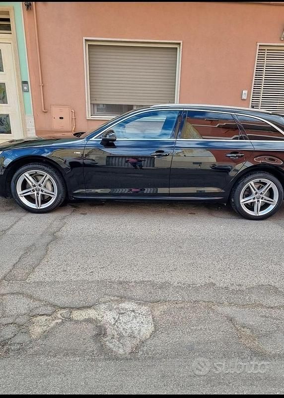 Usata Audi A4 S-Line 190 CV (139 kW) 2019 Nero Station wagon