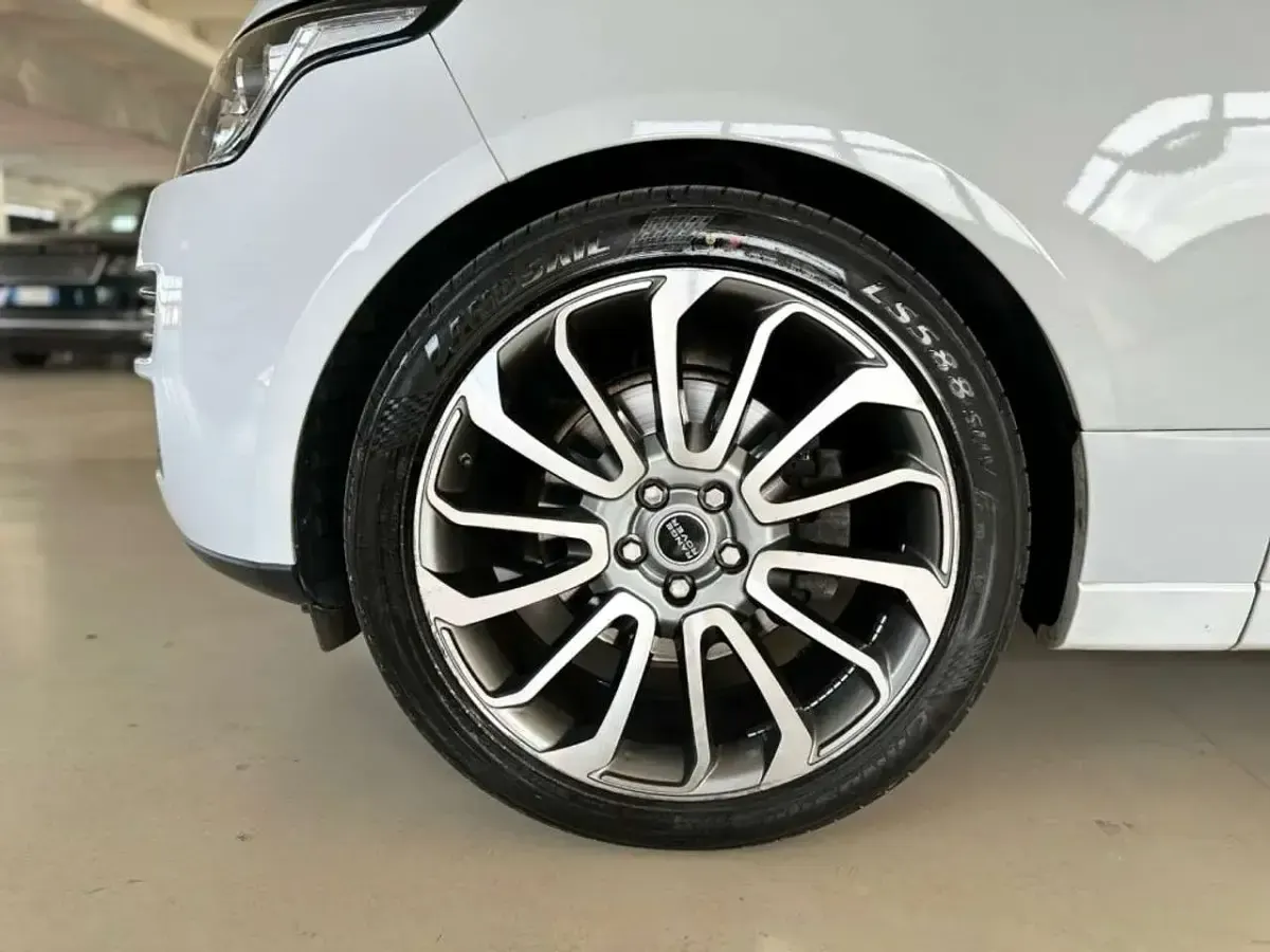 Usata Land Rover Range Rover Vogue 249 CV (183 kW) 2016 Bianco SUV