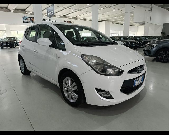 Usata Hyundai ix20 Classic 77 CV (56 kW) 2012 Bianco Utilitaria