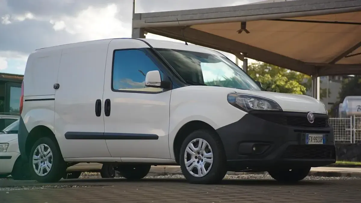 Usata Fiat Doblò 95 CV (69 kW) 2019 Bianco Monovolume