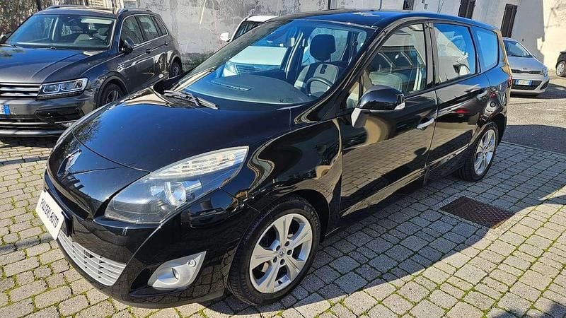Usata Renault Grand Scénic III Dynamique 131 CV (96 kW) 2012 Nero Monovolume