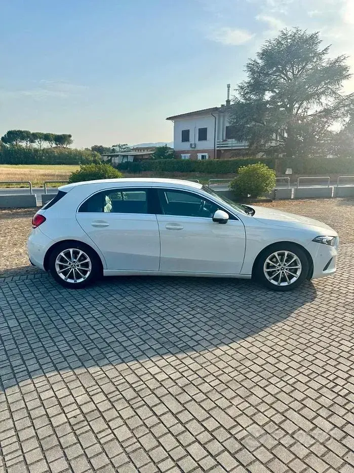 Usata Mercedes A180 136 CV (100 kW) 2020 Bianco Berlina