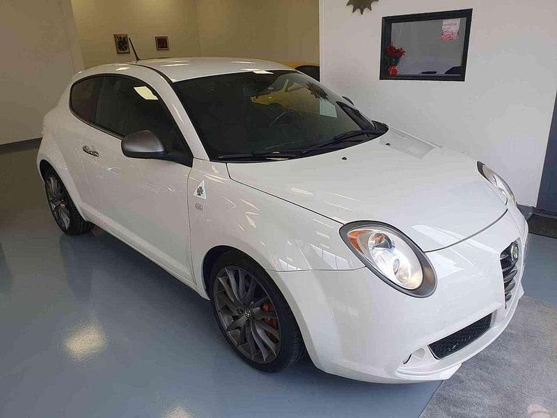 Usata Alfa Romeo MiTo Quadrifoglio Verde 170 CV (125 kW) 2010 Bianco Utilitaria